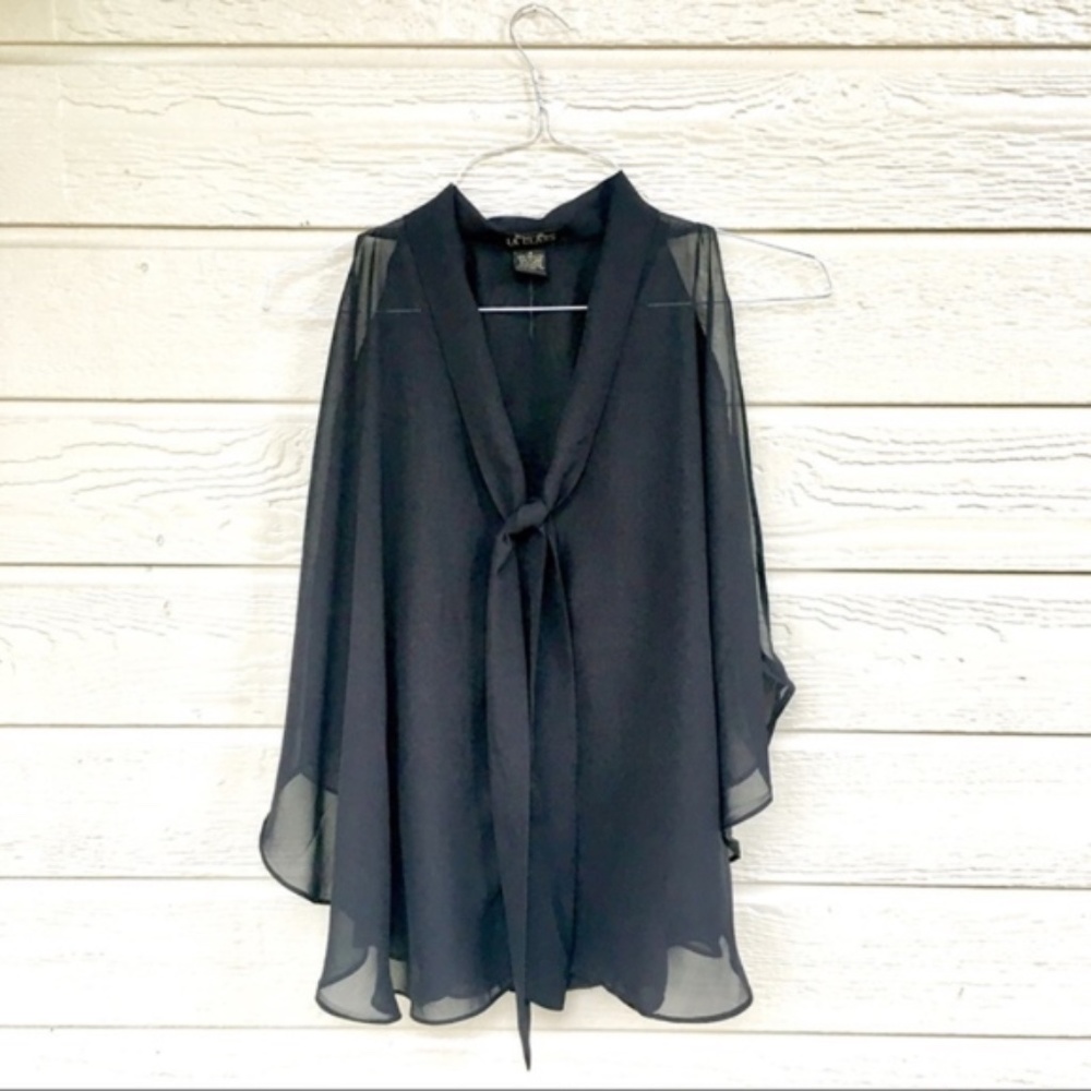 LA CLASS CHIFFON BUTTON DOWN BLOUSE - Picture 1 of 8